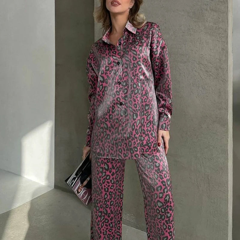 Leopard Print 2-Piece Set – Chic Shirt & Pants Outfit