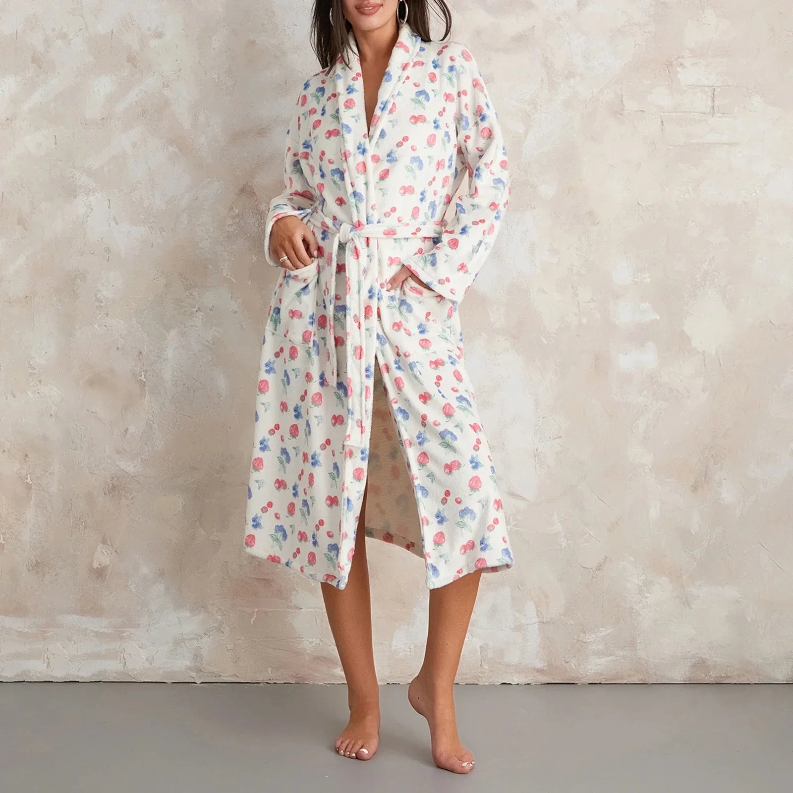 Floral Flannel Kimono Robe – Warm & Elegant