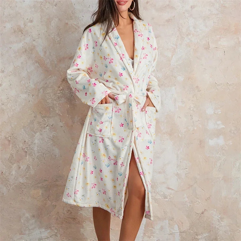 Floral Flannel Kimono Robe – Warm & Elegant